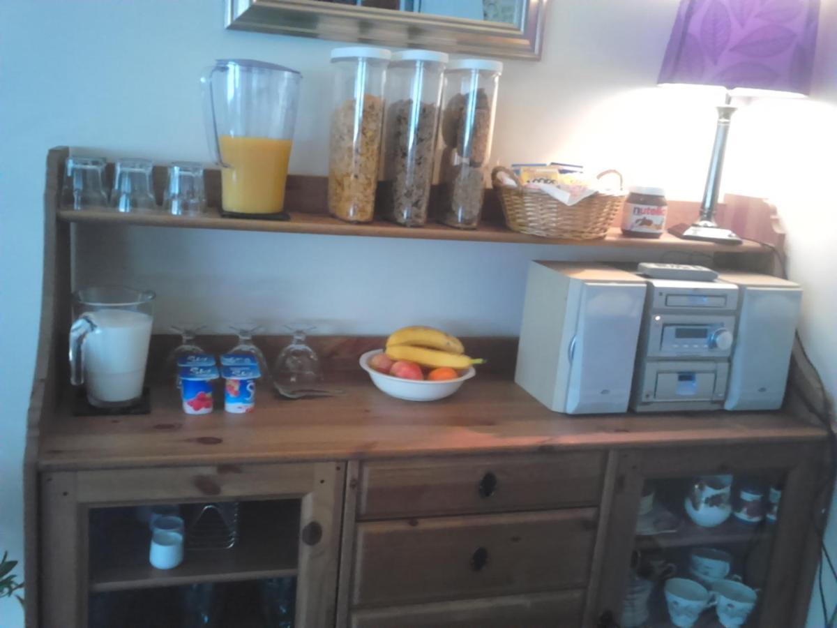 ブレアゴーリー The Stables,Kirkmichael Bed & Breakfast エクステリア 写真